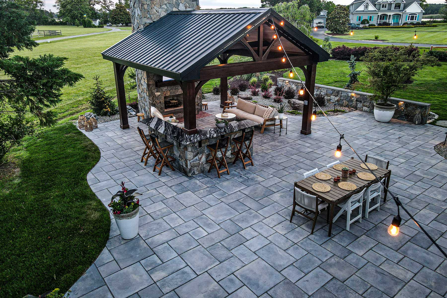 Patios - Natural Cleft Flagstone - York Brown
