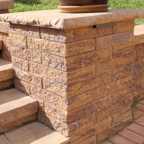 Walls - Mini Colonial Pier - Golden Brown Blend