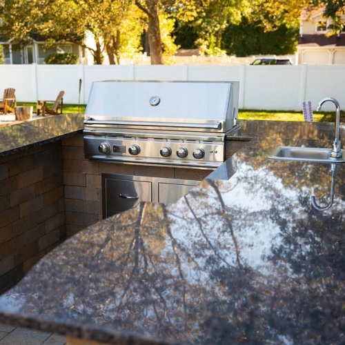 Outdoor Dining - Verona Contemporary wall Custom Kitchen - Adobe Blend