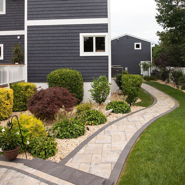 Exploring the Benefits of DIY Landscaping vs. Hiring Professionals 4 Exploring the Benefits of DIY Landscaping vs. Hiring Professionals