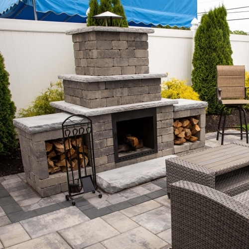 Fireplaces - Jr Fireplace with Verona Wall - Granite City Blend