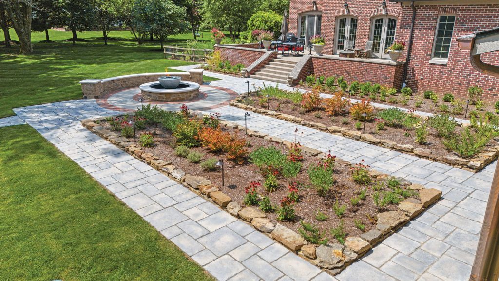 Walkway Ideas with Pavers for Every Part of the Property
