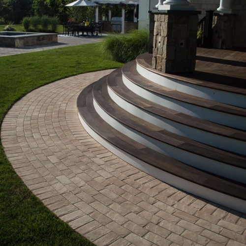 Walkways - Ridge Brick - Travertina