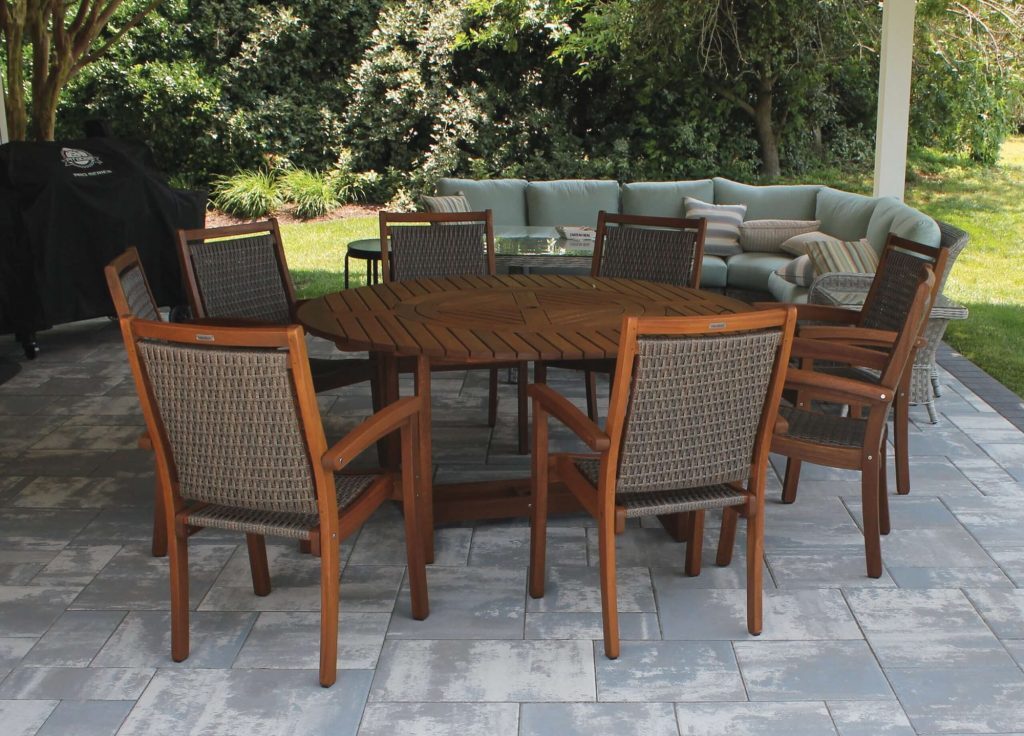 Designing a Grill Area That Fits in a Small Patio