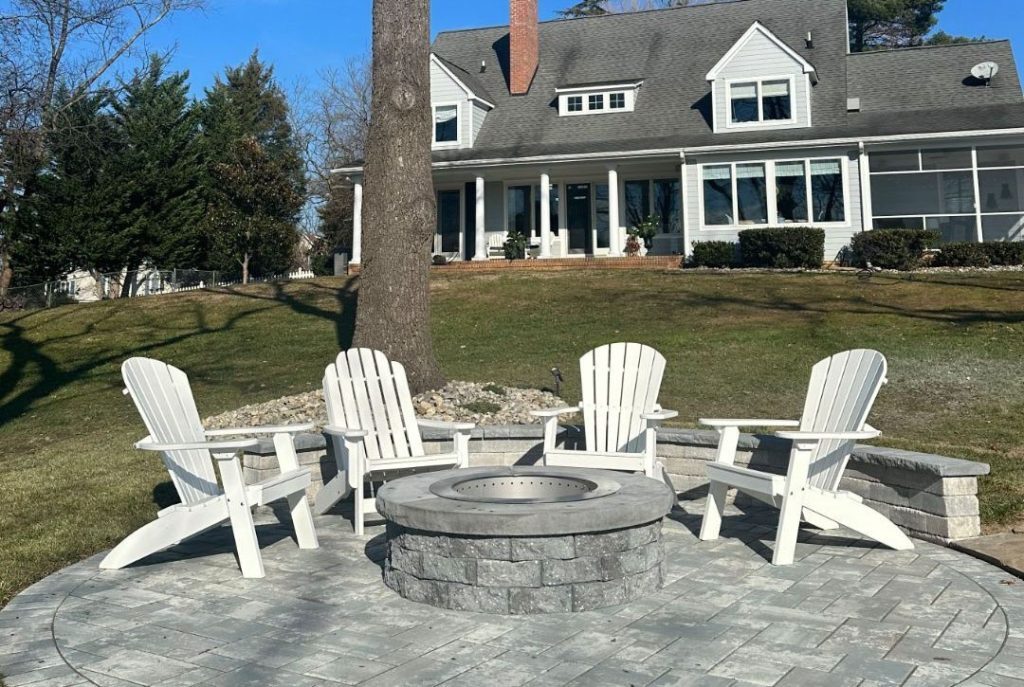 Outdoor Entertaining Ideas Designed for Christmas Gatherings