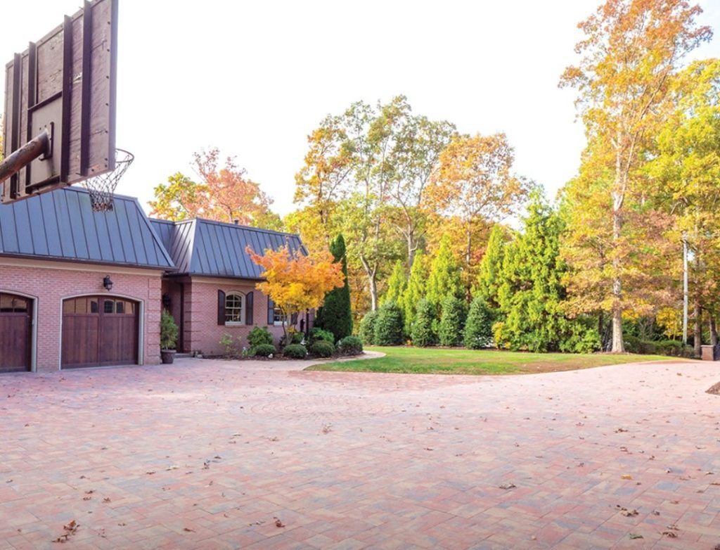 Best Pavers for Driveways in Freeze–Thaw Climates: Making the Right Choice