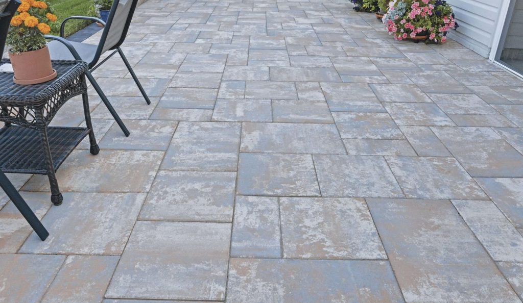 A Simple Backyard Layout You Can Picture Right Away