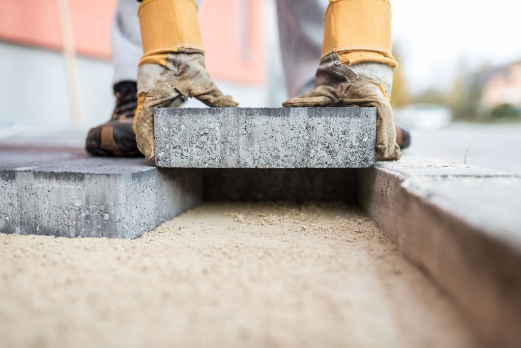Side-by-Side: Brick Pavers vs. Concrete Pavers