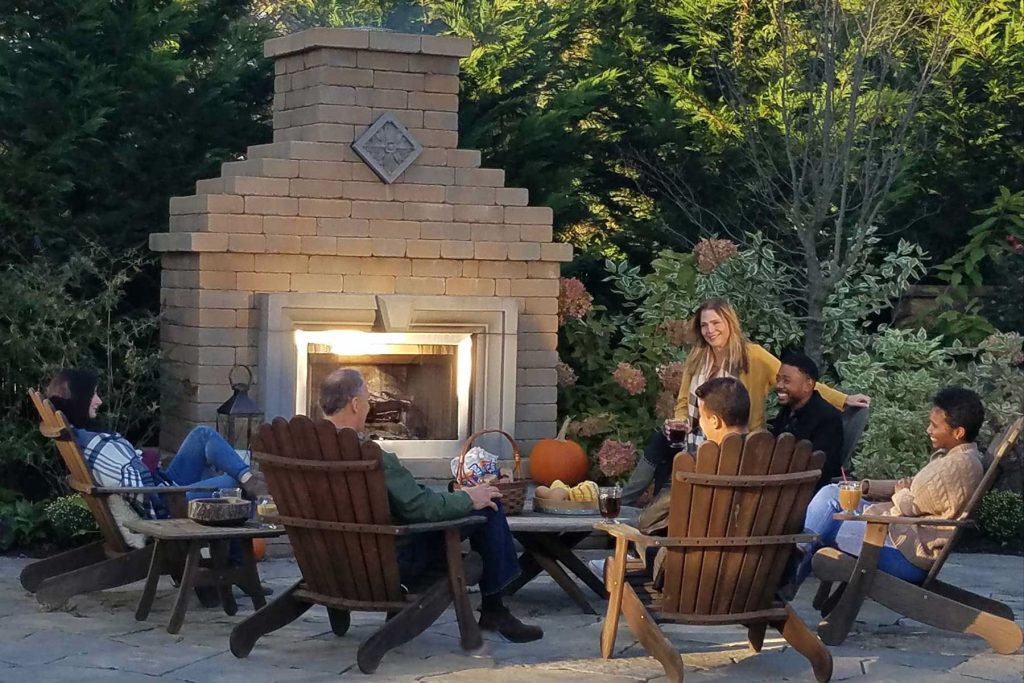 Choose the Best Outdoor Fire Feature for Your Backyard