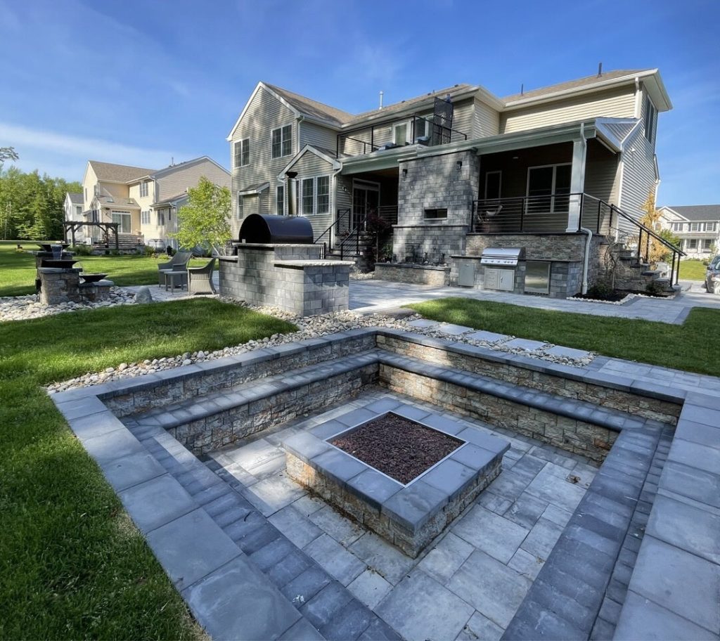 Designing a Warm and Welcoming Retreat for Fall and Winter