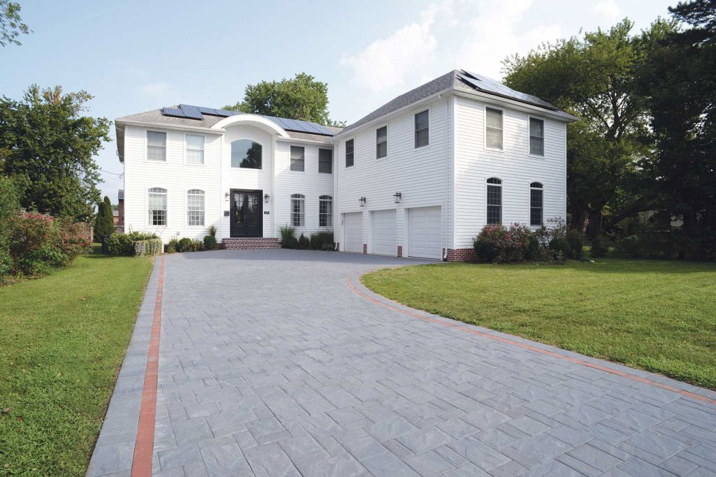 Paver Driveway Inspiration That Turns Your Entrance into a Highlight