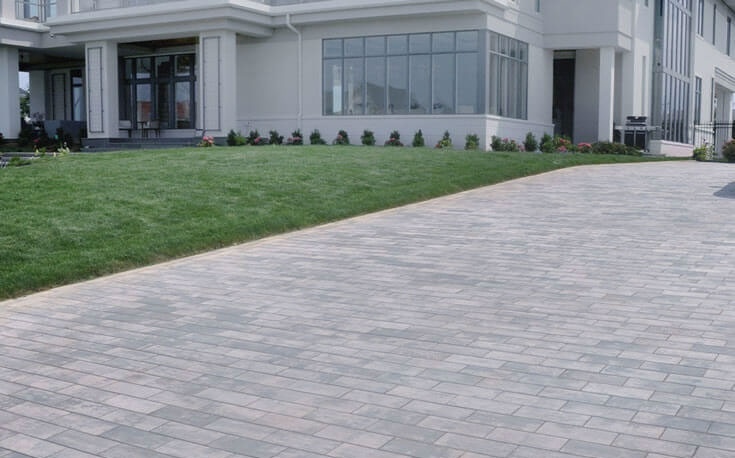 Curb Appeal Ideas That Add Structure and Balance